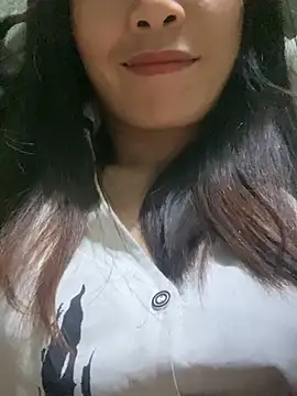 Snapshot of Elysia-007 chatting on 02-11-26, 01:33 Elysia-007 online show from 02-11-26, 01:33