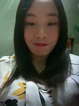 Snapshot of Elysia-007 chatting on 02-05-26, 01:51 Elysia-007 online show from 02-05-26, 01:51