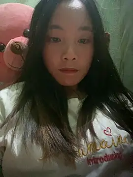 Snapshot of Elysia-007 chatting on 03-03-26, 01:40 Elysia-007 online show from 03-03-26, 01:40