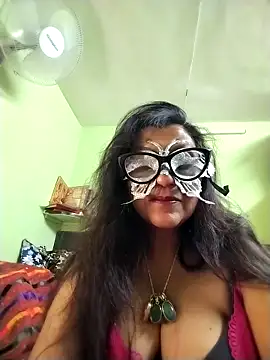 LOVE  RANI online show from 11-26-25, 07:52