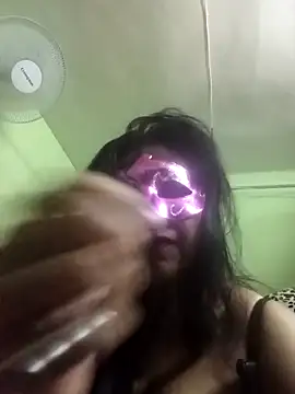 LOVE  RANI online show from 06-20-26, 04:06