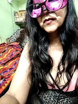 LOVE  RANI online show from 07-14-26, 07:31