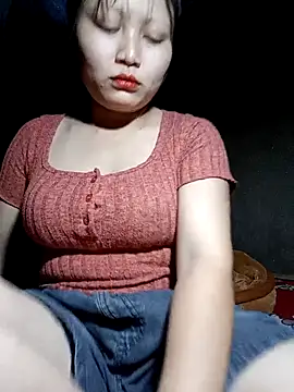 yoyo-mi online show from 10-31-25, 01:24