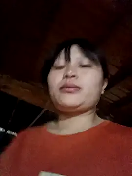 Snapshot of yoyo-mi chatting on 05-08-26, 12:14 yoyo-mi online show from 05-08-26, 12:14