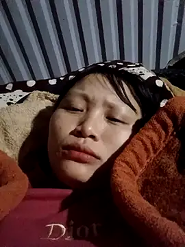 yoyo-mi online show from 11-04-25, 08:23