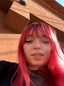 Snapshot of ValeriaFlame_ chatting on 10-29-25, 10:25 ValeriaFlame  online show from 10-29-25, 10:25