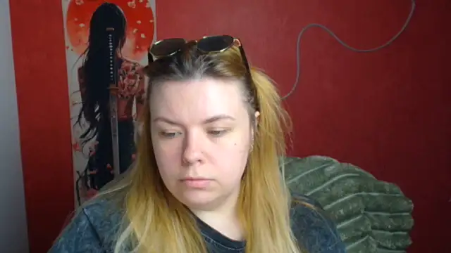 Snapshot of SusannaNight chatting on 06-18-26, 05:50 SusannaNight online show from 06-18-26, 05:50