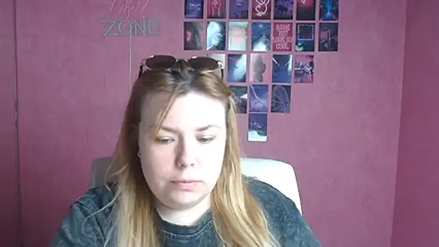 Snapshot of SusannaNight chatting on 05-22-26, 05:16 SusannaNight online show from 05-22-26, 05:16