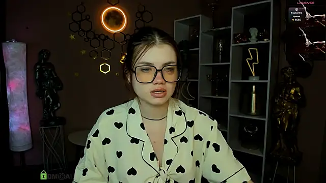 isabel wave online show from 04-15-26, 07:58