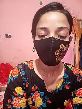 Green LaDY66 online show from 04-07-26, 08:54