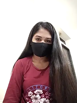 Green LaDY66 online show from 12-21-25, 10:17