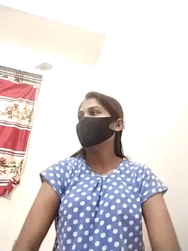 Green LaDY66 online show from 11-03-25, 03:48