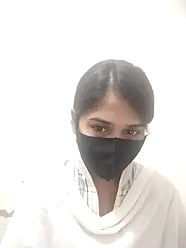 Green LaDY66 online show from 11-19-25, 02:50