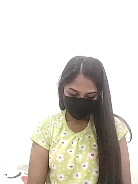 Green LaDY66 online show from 11-07-25, 05:01