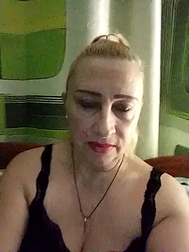 Esenia505 online show from 12-17-25, 03:33