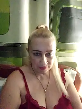 Esenia505 online show from 12-16-25, 03:16