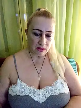 Esenia505 online show from 01-17-26, 04:32