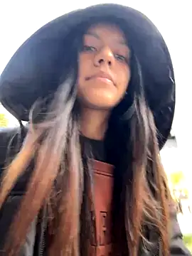 angelaalovee online show from 11-06-25, 01:04