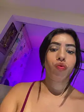 Sara-215 online show from 05-28-26, 04:09