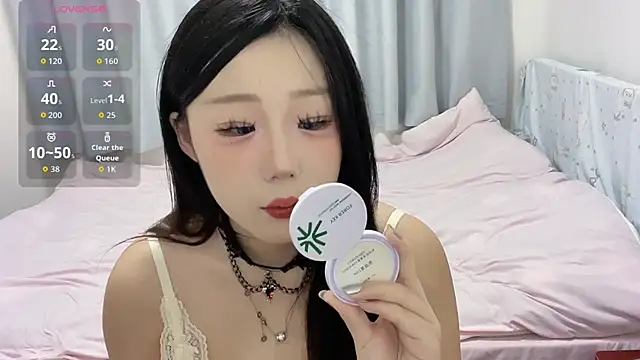 zhnlky online show from 10-31-25, 01:19