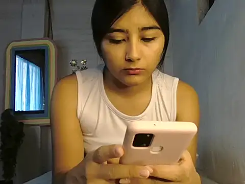 sweetgirl kat online show from 11-06-25, 04:00