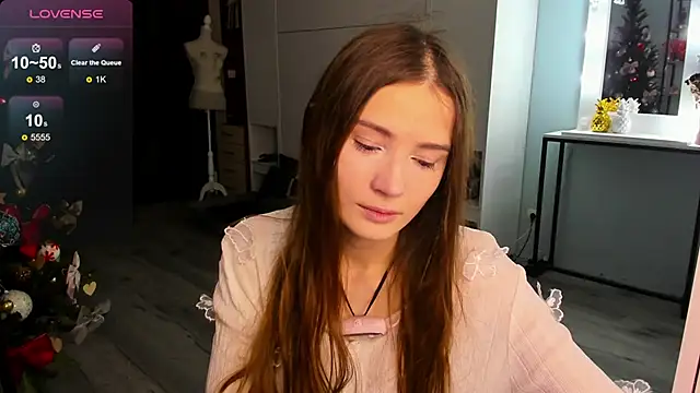 Hana Flo  online show from 12-22-25, 02:28