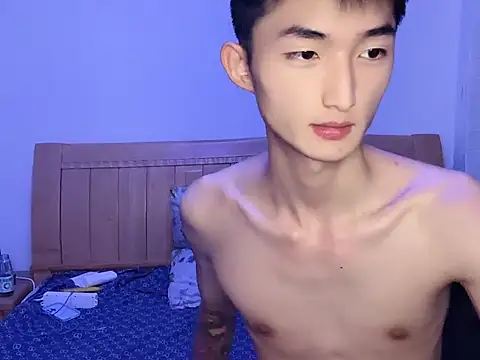 N228 online show from 11-10-25, 10:04