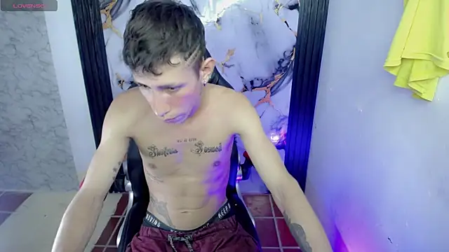 The latin boy online show from 11-29-25, 07:58