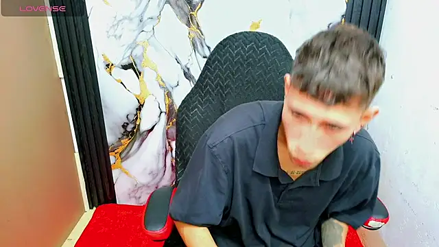 The latin boy online show from 01-13-26, 02:48