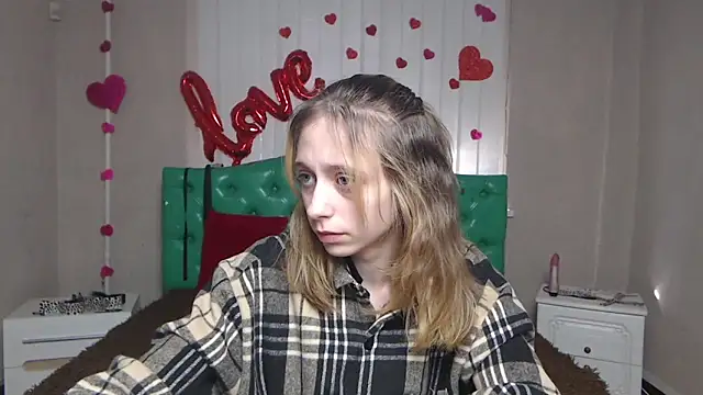 TracyLll online show from 02-09-26, 09:51