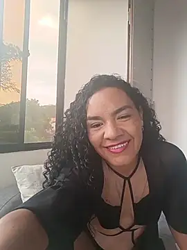 Snapshot of Jayleet_Kate chatting on 11-22-25, 10:30 Jayleet Kate online show from 11-22-25, 10:30