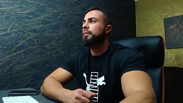 HayesWood online show from 11-12-25, 05:44