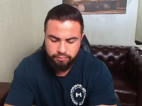 HayesWood online show from 12-18-25, 05:45