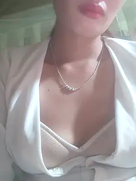Snapshot of HGiasexy69 chatting on 05-17-26, 01:44 HGiasexy69 online show from 05-17-26, 01:44