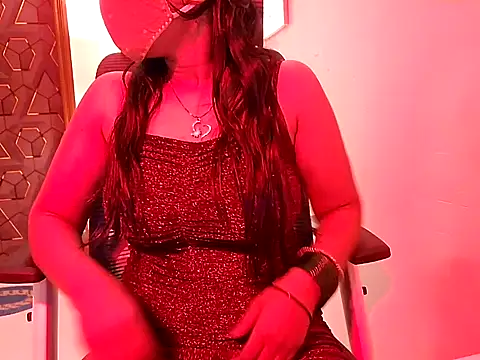 Snapshot of GoddessNeehya chatting on 10-28-25, 07:13 GoddessNeehya online show from 10-28-25, 07:13