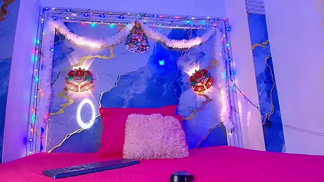 Girls from medellin online show from 12-20-25, 03:09