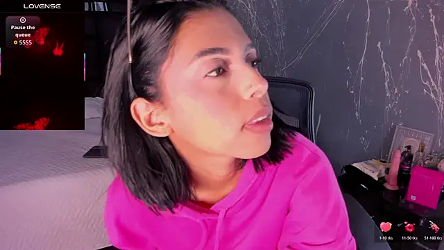 LilithLuxorr online show from 11-21-25, 01:10