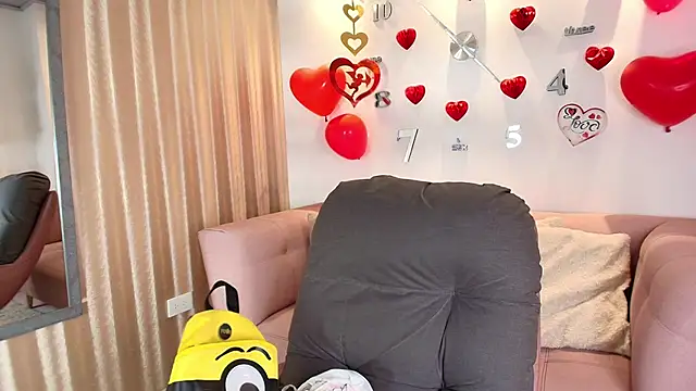 KamyGlam online show from 02-27-26, 08:08