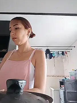 julialex  online show from 12-22-25, 01:11