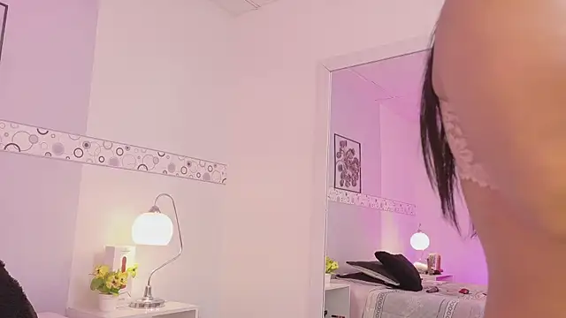 Alanagh  online show from 01-10-26, 03:46