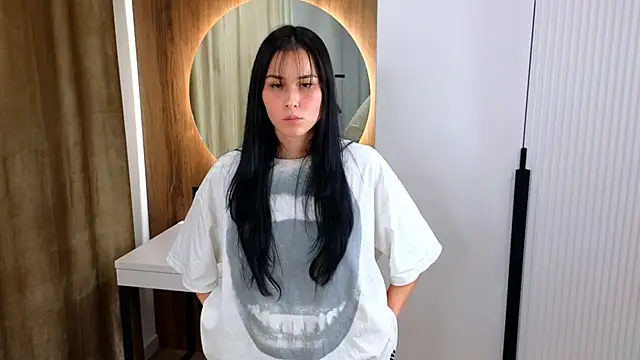 Snapshot of BillyeSivay chatting on 11-01-25, 04:12 BillyeSivay online show from 11-01-25, 04:12