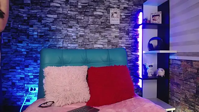 SharlottEssence online show from 11-05-25, 10:07