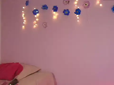 Aprilsweet2005 online show from 11-10-25, 02:11