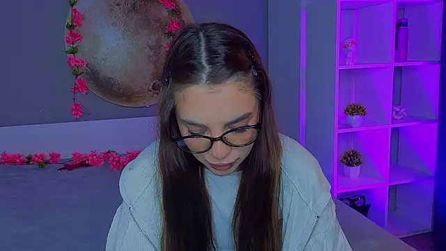 LauraHansil online show from 03-17-26, 07:17