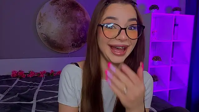 LauraHansil online show from 03-21-26, 07:07