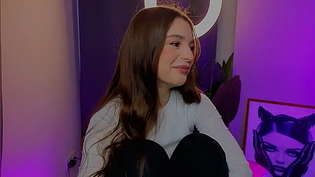 LauraHansil online show from 04-07-26, 07:15