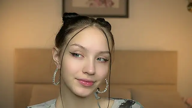 VetaManhardt online show from 11-18-25, 08:23