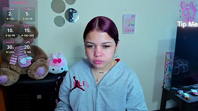 Emma boo online show from 02-17-26, 03:42