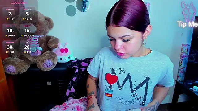 Emma boo online show from 04-02-26, 03:30