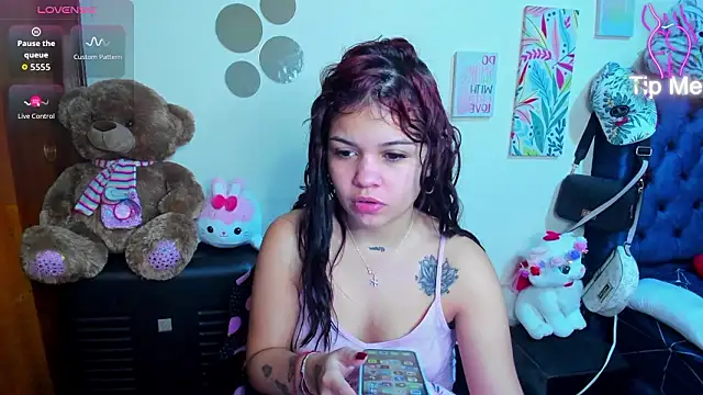 Emma boo online show from 02-04-26, 03:07